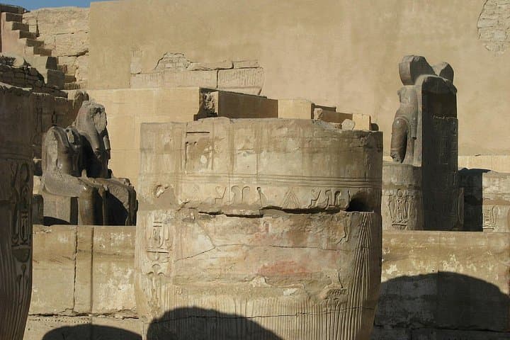 Private Luxor Tour: Valley of the Queens & Medinet Habu with Guide and Tickets photo 2