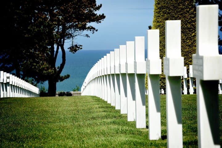 Explore the Hallowed Grounds of D-Day: American Beaches and Beyond photo 3
