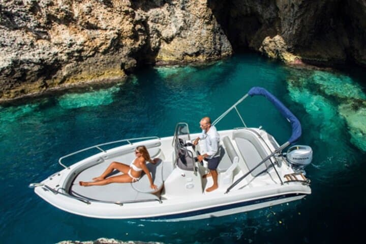 Private Boat to Capri & Blue Grotto from Positano — 7‑Hour Day Trip photo 3