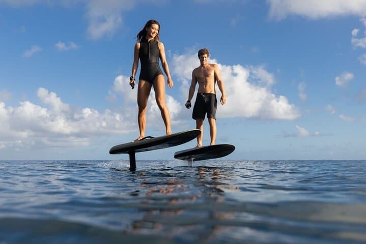 eFoil Toronto: Electric Hydrofoil Surfboard Experience on Lake Ontario