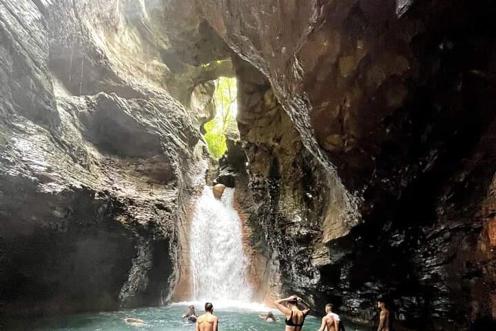 La Leona Waterfall Hike and Lunch from Tamarindo photo 6