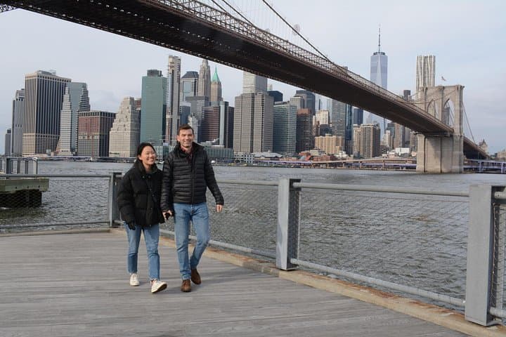 Private Brooklyn Bridge & DUMBO Photo Shoot with Pro Photographer — NYC Portrait Session photo 3