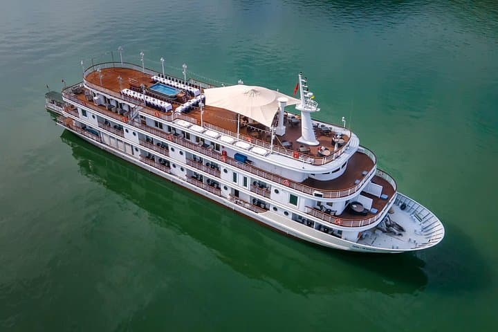 Paradise Elegance 3-Day Halong Bay Cruise — Titov Island, Cua Van & Sung Sot Cave photo 2