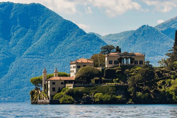 Private Boat Tour to Villa del Balbianello on Lake Como