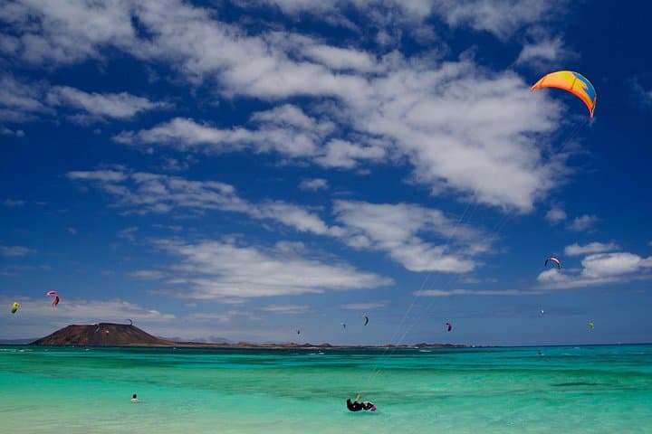 Flag Beach 2-Day Beginner Kitesurf Course — Learn to Kite in Corralejo photo 4