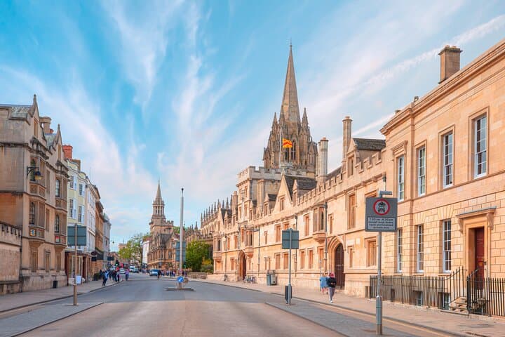 Top 10 Oxford Highlights: Divinity School & New College Walking Tour photo 5