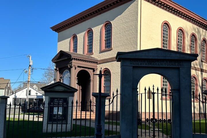 Walk Newport: Self-Guided Historic Audio Tour of Downtown photo 6