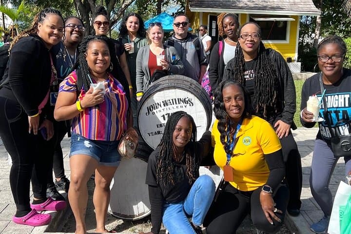 Nassau City Tasting Tour — Wine, Rum Cake & Conch Fritter Samples photo 2