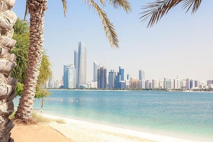 Abu Dhabi Guided Private Tour: Sheikh Zayed, Qasr Al Watan & Yas Island Day Trip photo 2