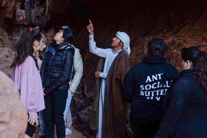 Wadi Rum 2‑Hour Jeep Tour with Bedouin Guide — Khazali Canyon, Red Dune & Lawrence's Spring photo 4