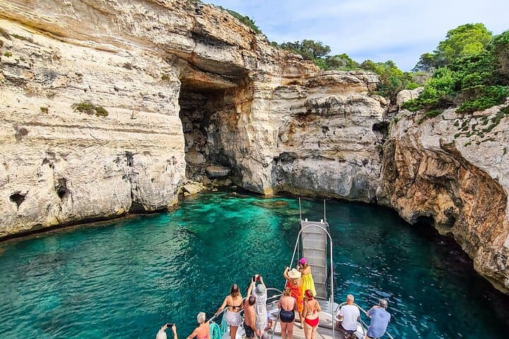 Menorca Full-Day Boat Tour with Lunch — Cala Turqueta, Macarella & Son Saura photo 4