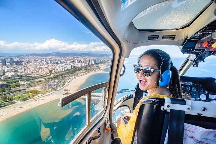 Barcelona Coastline Helicopter Flight with Port Vell Boat Transfer photo 6