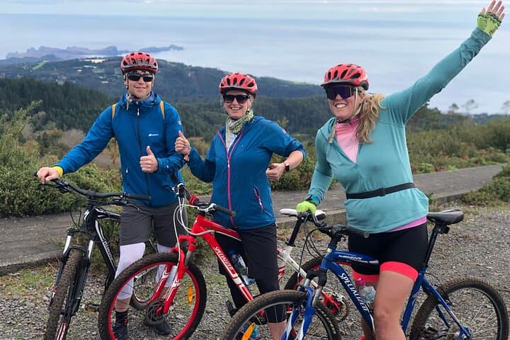 Madeira Beginner Mountain Biking: Poiso to Camacha Easy MTB Tour photo 3