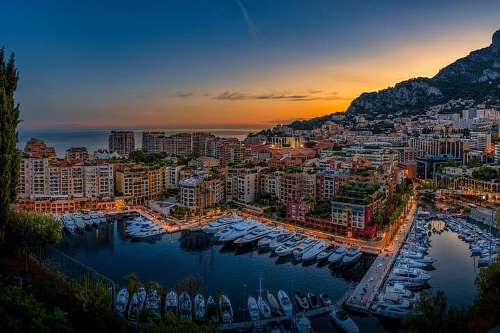 Lyon to Monaco Private Transfer with 2-Hour Nice Stop — Scenic Drive Along the Côte d'Azur photo 3