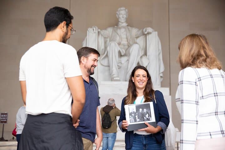 Insider National Mall Walking Tour with Washington Monument Entry
