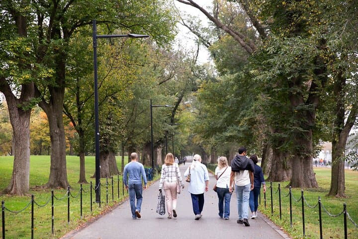 Insider National Mall Walking Tour with Washington Monument Entry photo 3