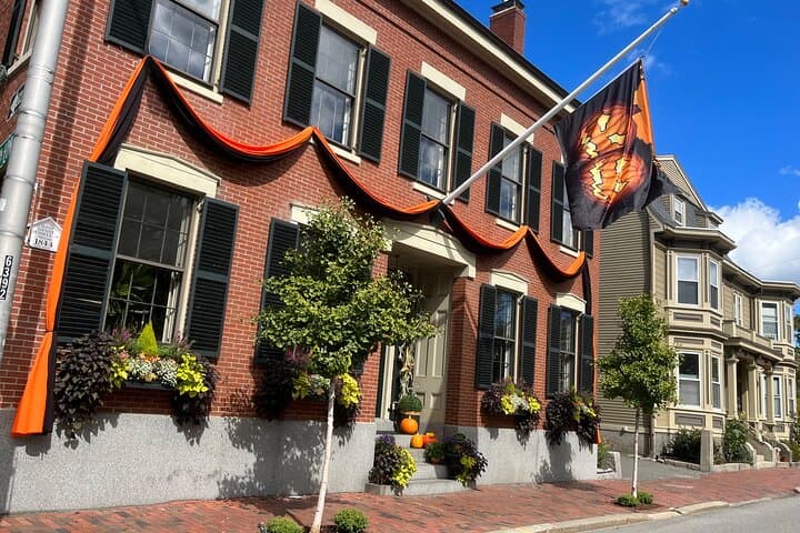 Half-Day Private Salem Tour from Boston — Witch Trials Walking Tour & Marblehead Coast photo 3