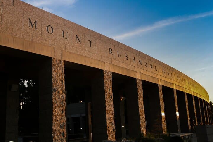Mount Rushmore Self-Guided Audio Walking Tour — Presidential Trail Guide photo 3