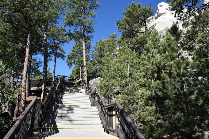 Mount Rushmore Self-Guided Audio Walking Tour — Presidential Trail Guide photo 6