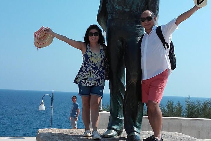 Half-Day Small-Group Tour: Polignano a Mare & Monopoli from Bari
