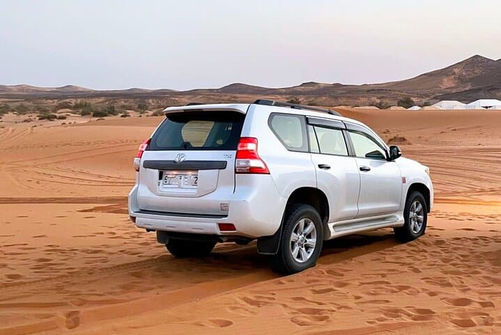 Merzouga 4x4 Desert Excursion — Erg Chebbi Dunes, Nomads & Khamlia Music