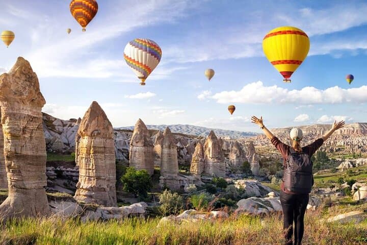 Cappadocia Red Tour: Goreme Open Air Museum, Fairy Chimneys & Avanos Pottery