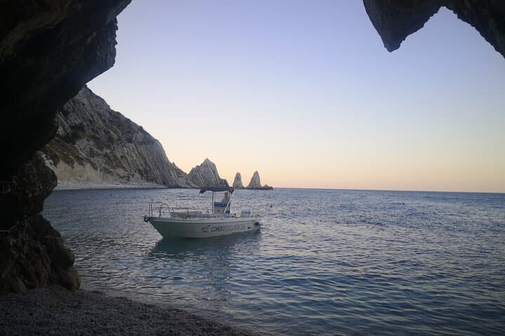 Conero Riviera Boat Tour: Coastal Cruise to Due Sorelle and Portonovo photo 5
