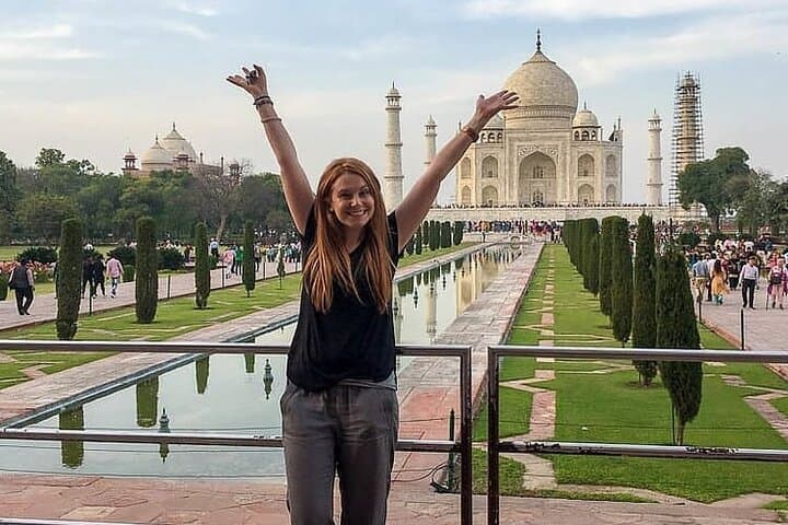 Sunrise Taj Mahal Private Tour from Delhi — Early Morning Visit to Taj Mahal & Agra Fort photo 5
