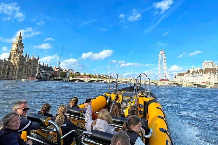 High-Speed Thames Cruise: 45-Minute Westminster & Canary Wharf Sightseeing photo 5