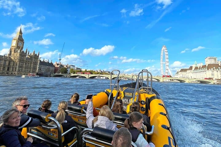 High-Speed Private Speedboat Tour from Embankment Pier — 45-Minute Thames Experience photo 4
