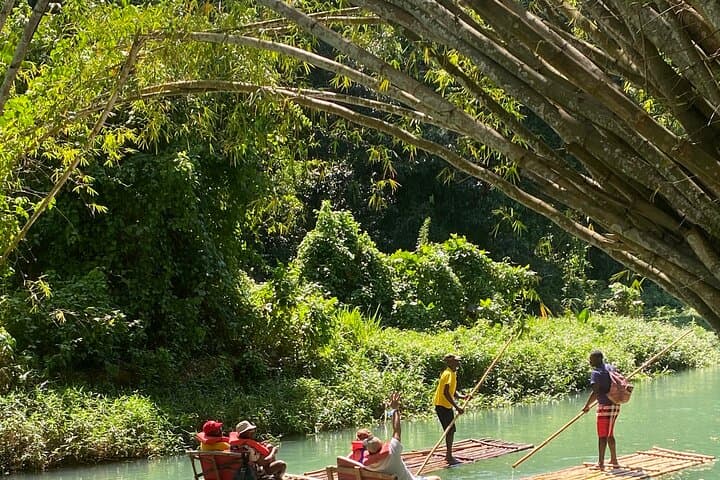 Martha Brae Bamboo Rafting from Montego Bay — Gentle River Float in Trelawny photo 2