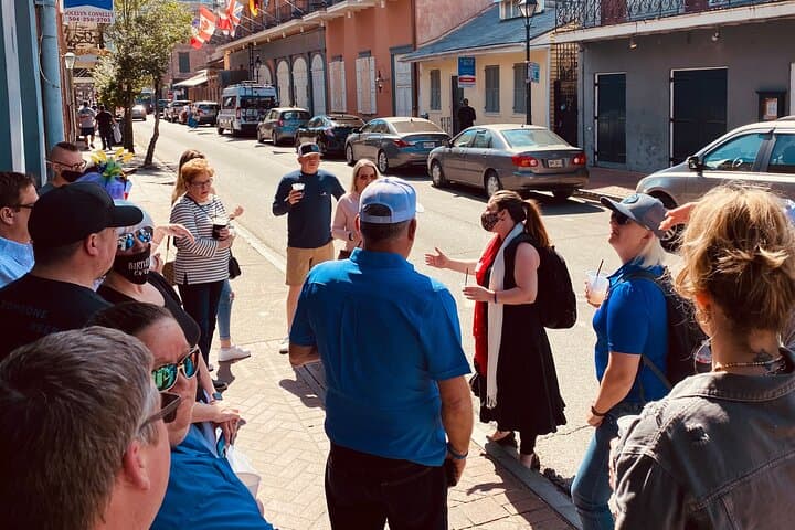 New Orleans Happy Hour Ghost Tour & Pub Crawl — French Quarter After Dark photo 5