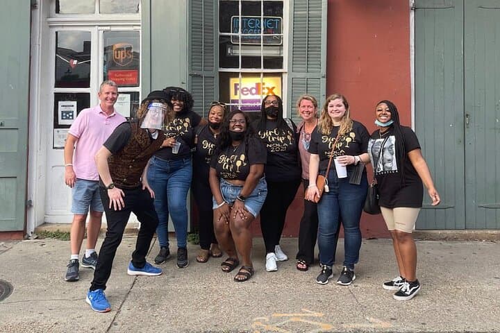 New Orleans Happy Hour Ghost Tour & Pub Crawl — French Quarter After Dark photo 6