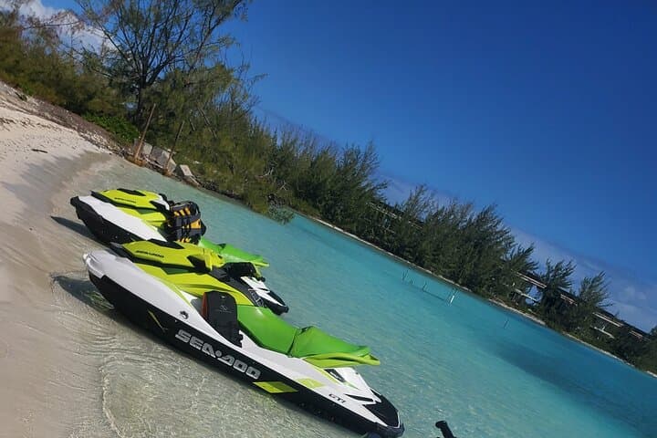 Land and Sea Adventure Tour in Providenciales — Pine Cay, Shipwreck & Mangrove Explorer photo 2