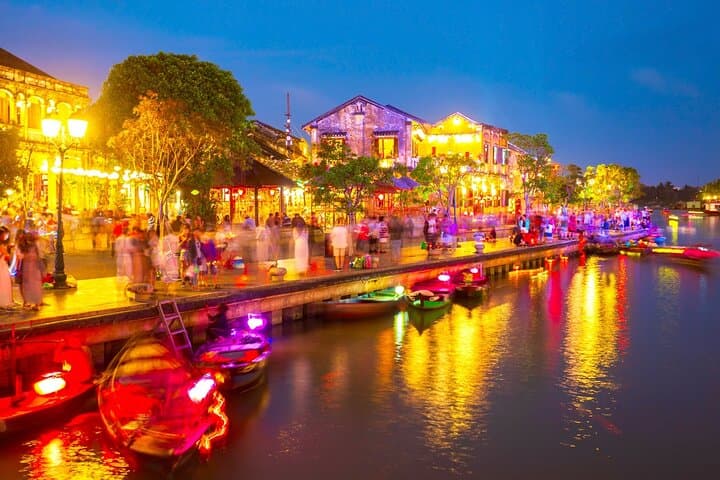 Marble Mountains and Hoi An Ancient Town: Half‑Day Cultural Walk & Lantern Dinner from Da Nang photo 4