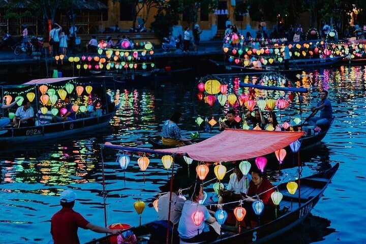 Marble Mountains and Hoi An Ancient Town: Half‑Day Cultural Walk & Lantern Dinner from Da Nang photo 1