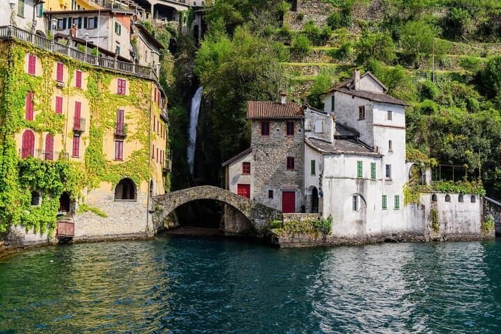 Luxury Private Yacht Tour on Lake Como: 2-Hour Alfastreet Experience photo 6