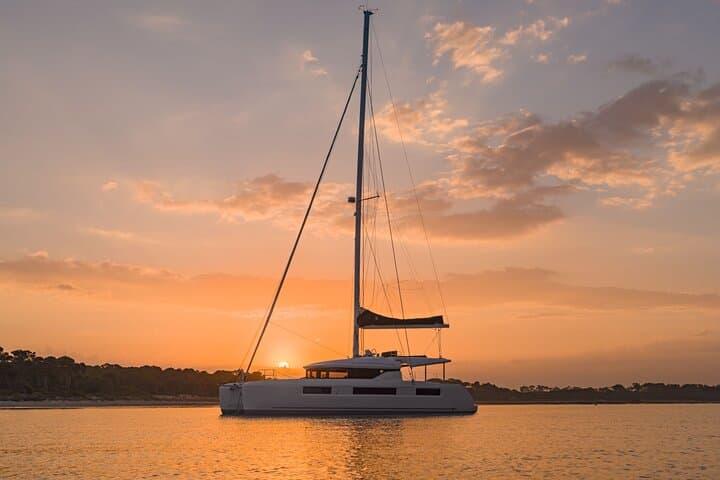 Athens Sunset Catamaran Cruise: Semi-Private Sailing with Meal & Drinks
