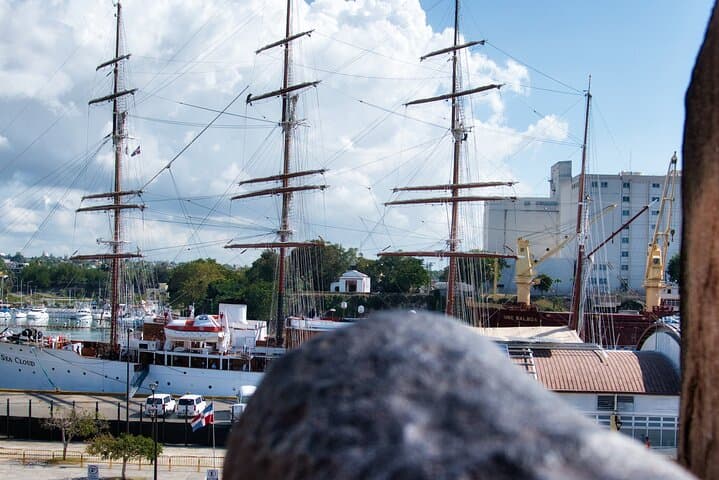 Panoramic Santo Domingo Colonial Zone Walking Tour photo 3