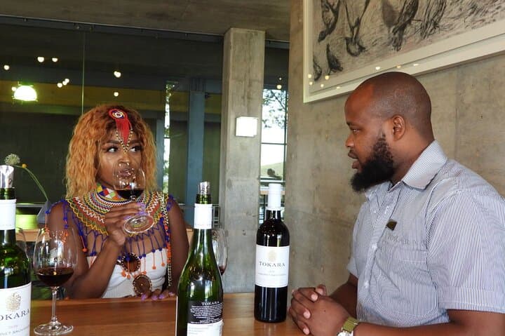 Private Cape Winelands Wine Tour: Stellenbosch & Franschhoek Day Trip photo 3