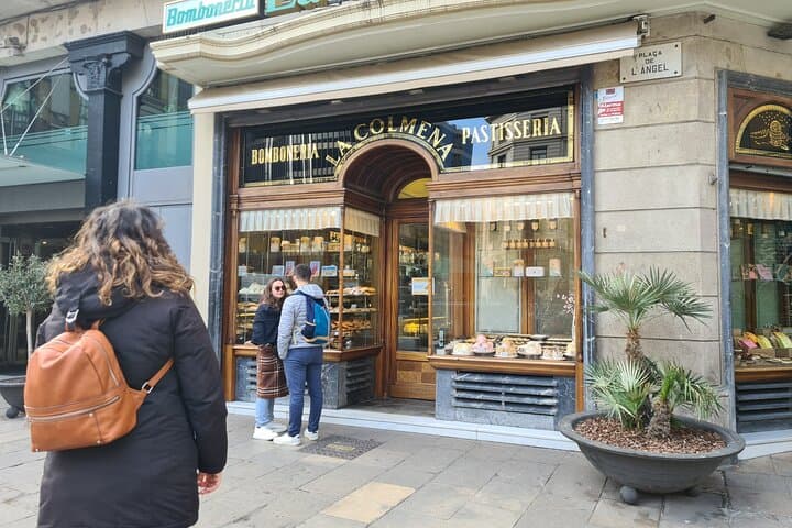 Taste Barcelona: Private Born & Gothic Quarter Food Walking Tour
