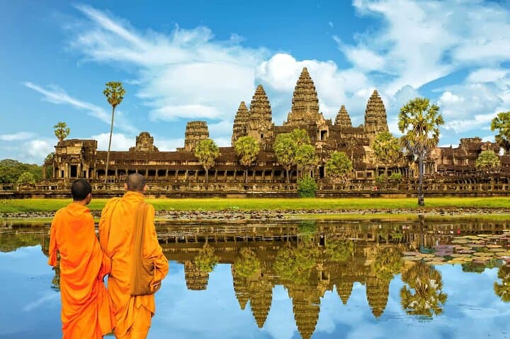 Full Day Angkor Discovery Tour: Angkor Wat, Bayon & Ta Prohm