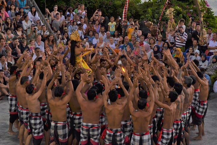 Experience the Uluwatu Temple Sunset & Kecak Fire Spectacle photo 4