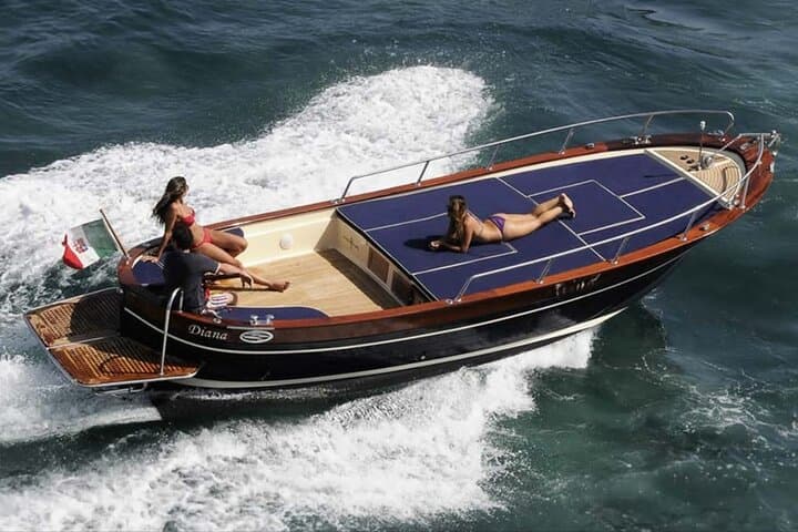 Private Full-Day Amalfi Coast Boat Tour with Skipper and Snorkeling photo 3