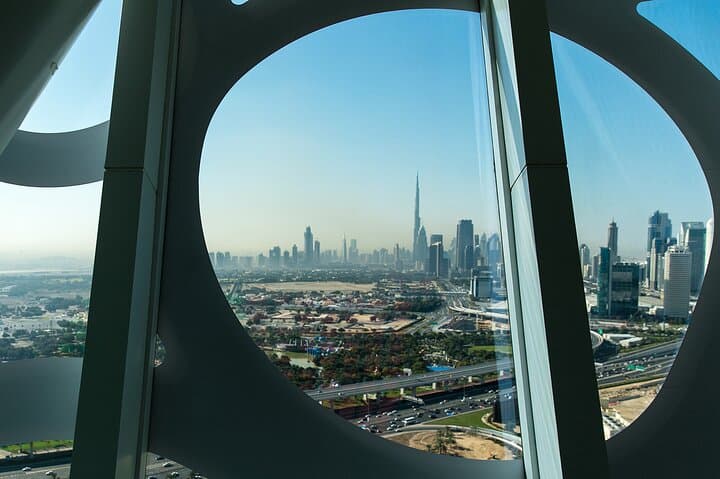 Full-Day Dubai Discovery: Lunch, Landmarks & Dubai Frame