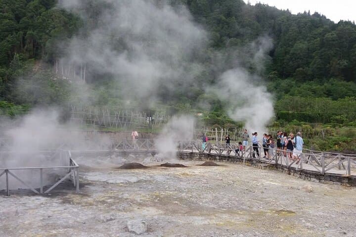 Full-Day Furnas & Thermal Lakes Minibus Tour from Ponta Delgada photo 3