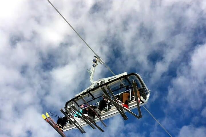 Full-Day Private Ski Lesson in Andermatt — Sustainable Ski Coaching at SkiArena Andermatt-Sedrun