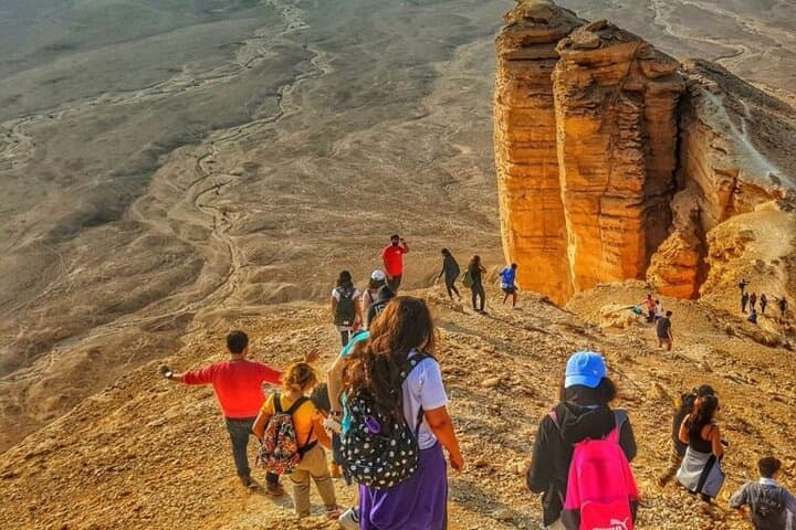 Edge of the World (Jebel Fihrayn) Sunset 4x4 Tour from Riyadh photo 2