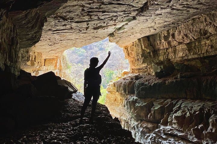 Canyoning El Chorreadero Cave: Rappels, Jumps and Underground Waterfalls from San Cristóbal photo 5