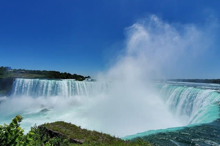 Niagara Falls Day Tour: Hornblower Boat, Wine Tasting & Lunch from Toronto photo 2